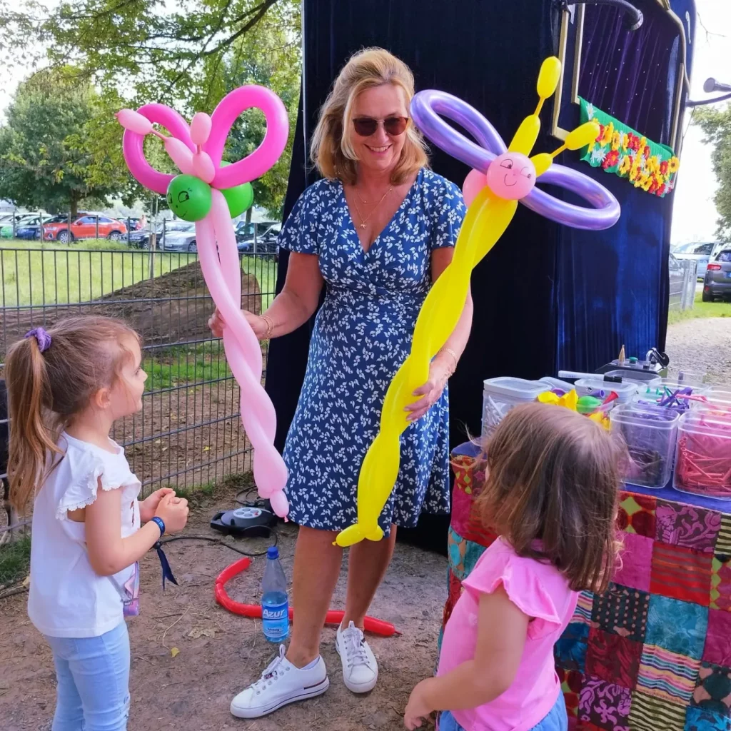 Luftballonbodellage f&uuml;r Kindergeburtstag und Events mit Kinderschminken buchen